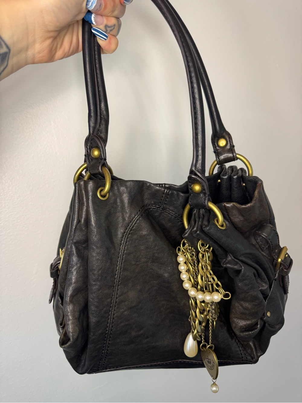Vintage Juicy Couture Black Lamb Leather Shoulder Bag Purse Y2K Crown Charm Hobo